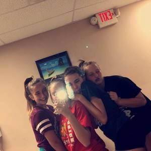 Meet your Posher, Sierra